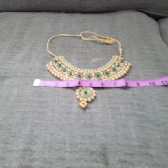 Indian bridal pearl and green set - Picture 7 of 7